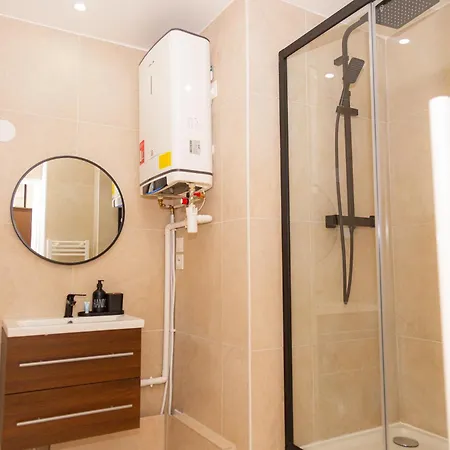 Renove Situe Aux Portes De Paris * Villeneuve-la-Garenne